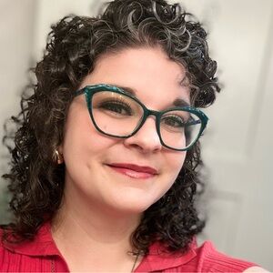 Meet your Posher, Tiffany